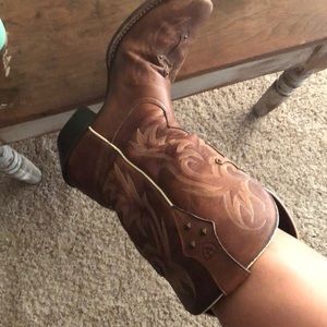 Ariat Brown Leather Cross Cowboy Boots